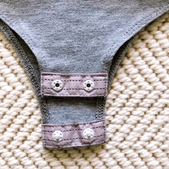 Gray bodysuit with heart neckline - Picture 4 of 4